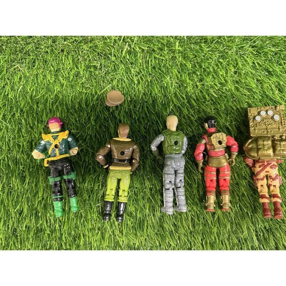 Vintage Military Style Action Figures Lot of 7 Loose 3.75" Military Collection - Picture 7 of 9